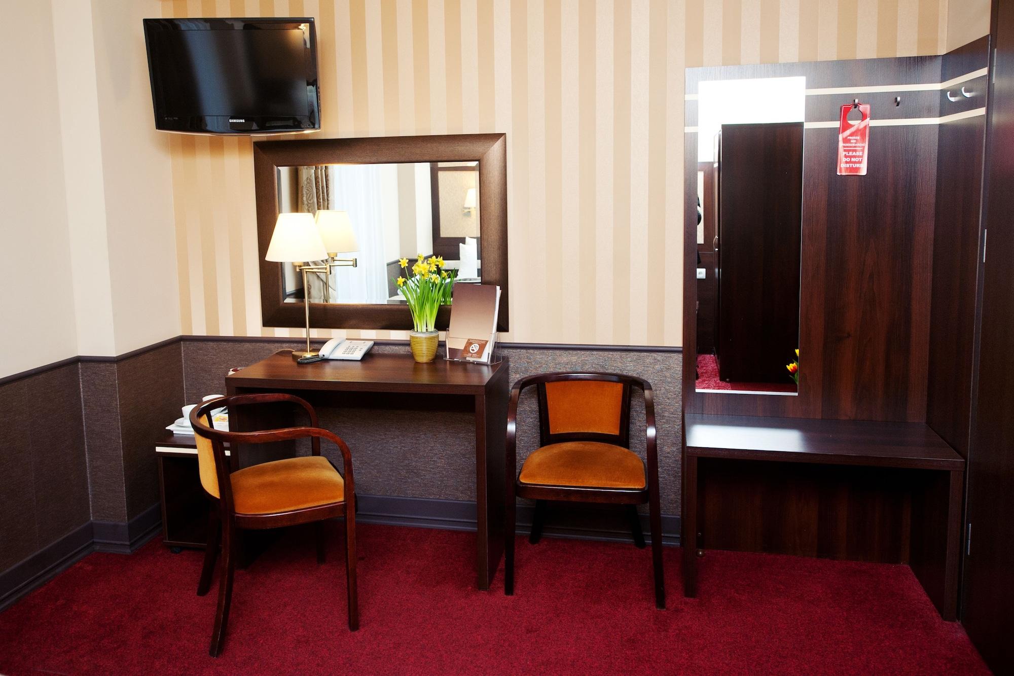 Hotel Wielopole Krakkó Kültér fotó